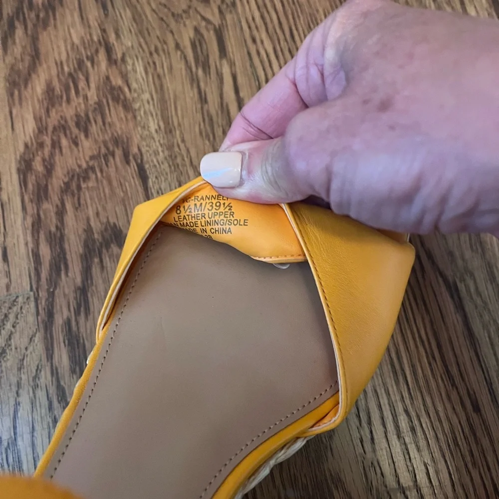 Vince Camuto Ranneli Leather Raffia Block Heel Espadrille Orange . Size 8.5 - Picture 16 of 16